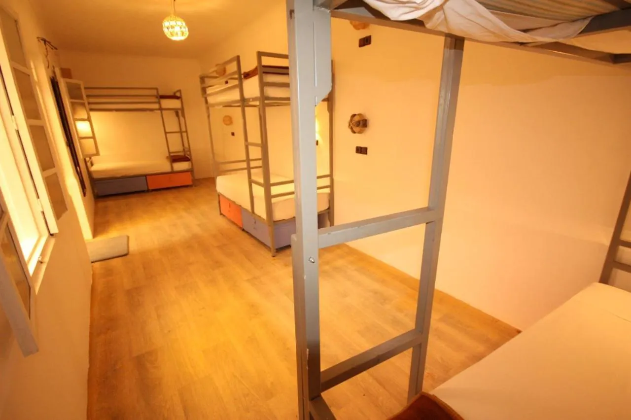 El Boussouni Hostel مراكش المغرب